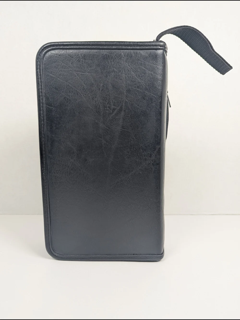 Case Logic Black Faux Leather CD Case & CD Player Holder Carrier